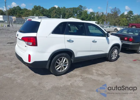 2015 Kia Sorento Lx z USA, uszkodzony, nr VIN 5XYKT3A60FG609516